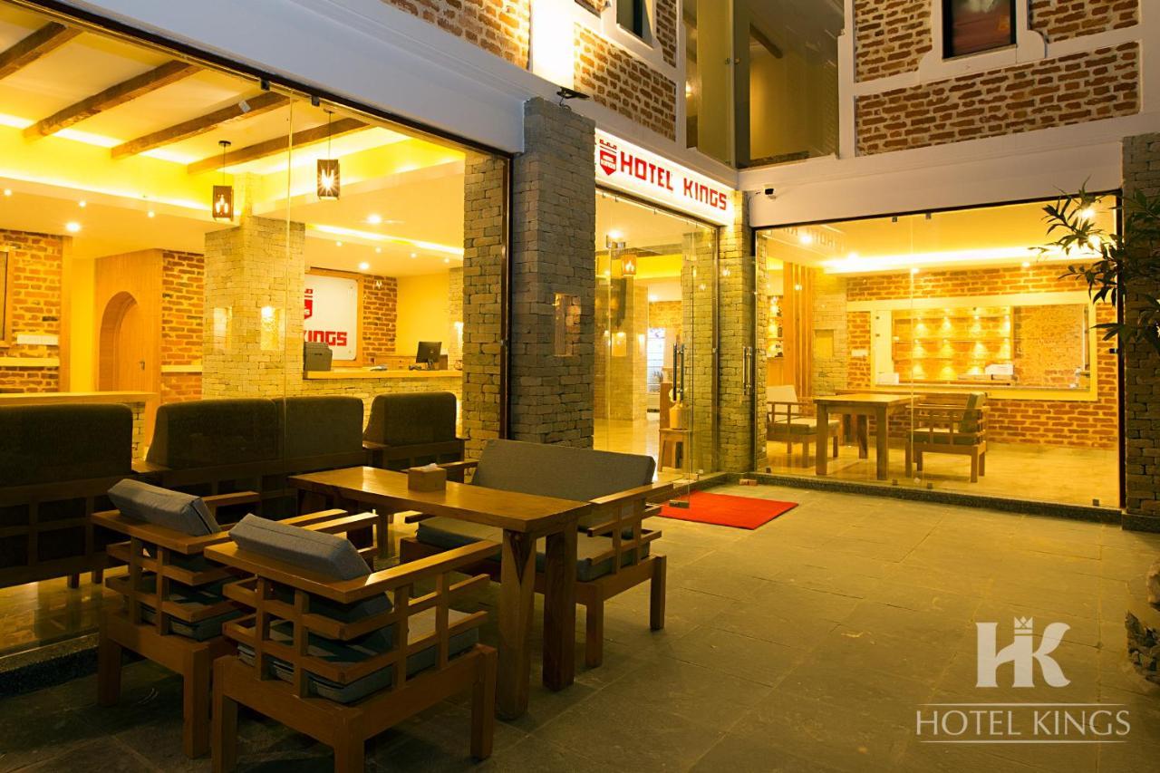 Hotel Kings ポカラ エクステリア 写真